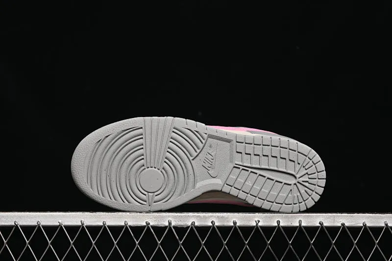 All categories Nk SB Dunk series Nk SB Dunk Low low-top sneakers Nike SB Dunk Low gray pink low-top casual sneakers DD1873-002